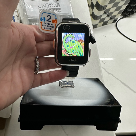 VTech Kidizoom Smart Watch - Picture 2 of 4